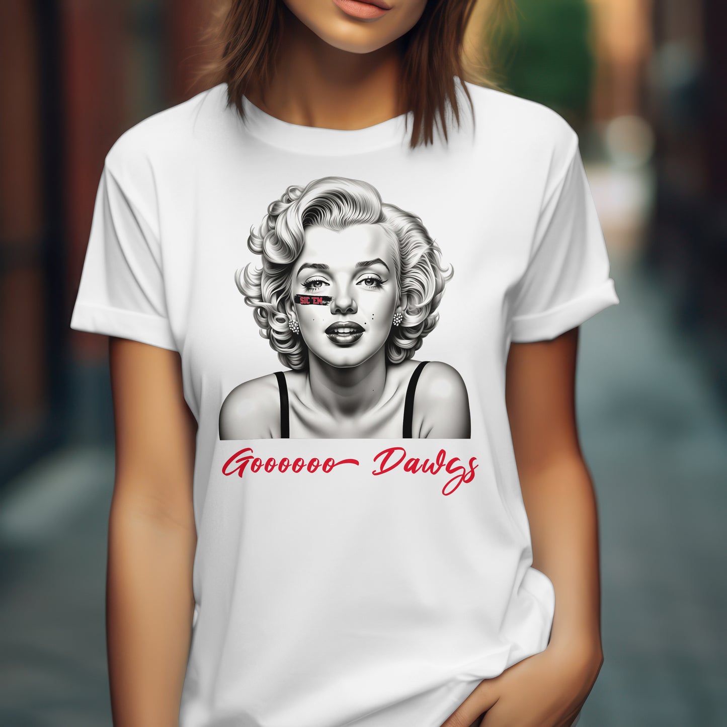 Marilyn Go Dawgs